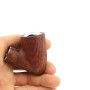 Le corps de pipe Rosewood tient au creux de la main